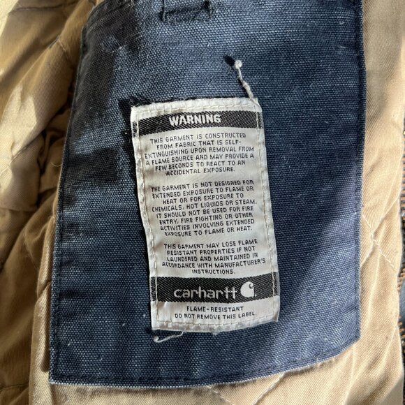 Carhartt Mens FR Traditional Jacket Size M Distressed Thrashed Wrecked Faded - Picture 15 of 16